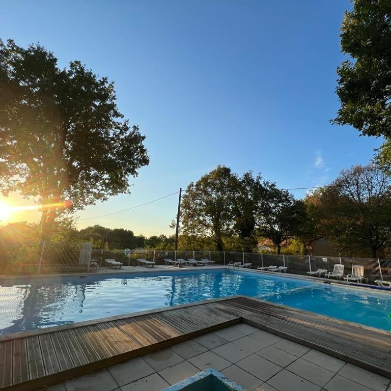 7-Gite-7 Personnes Au Coeur De La Nature /Piscine Saint-Aubin-de-Nabirat ภายนอก รูปภาพ